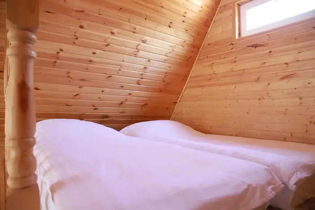 4 местный A-Frame коттедж