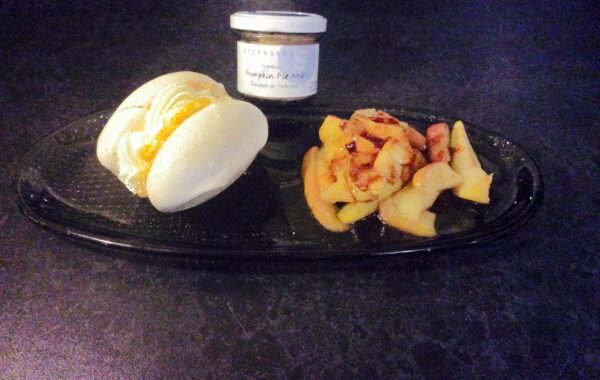 Pumpkin spiced meringues with caramelised apples Recipe