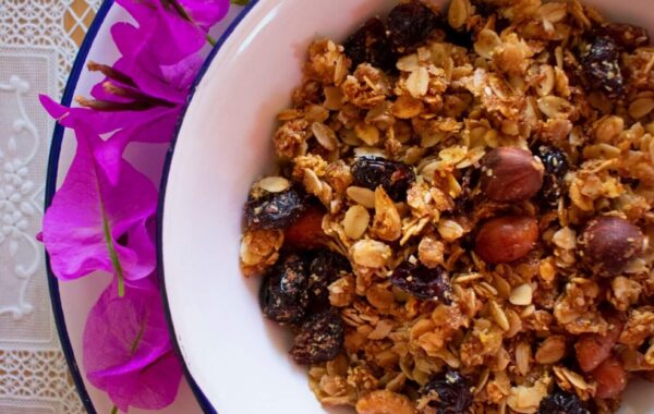 Niki’s Cranberry and Hazelnut Granola Recipe