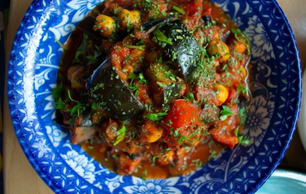 Mnazaleh Recipe (Aubergine and Chickpea Mezze)