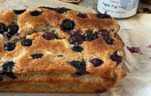 Apple & Blueberry Cake recipe