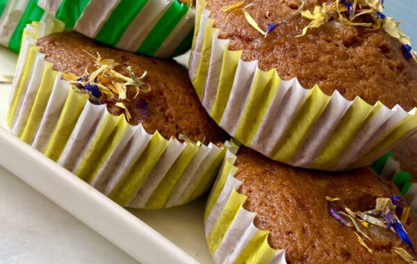 Sweet Cardamom & Vanilla Fairy Cupcakes recipe