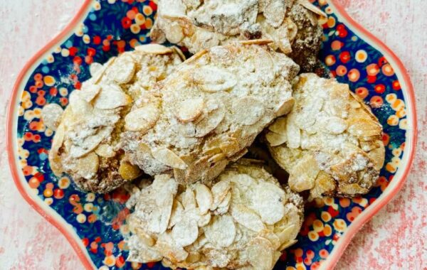 Almond biscuits recipe