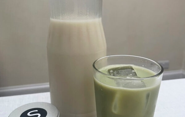Matcha Tea with Homemade Oat Milk recipe