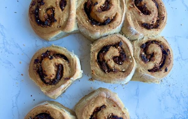 Za’atar, Feta and Sundried Tomato Tear and Share Bread Recipe