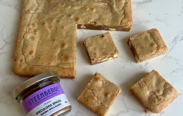 Speculoos & White Chocolate Blondies recipe