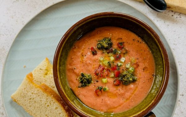 Gazpacho with pesto & salsa
