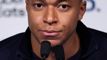 Le PSG condamn&eacute; &agrave; verser pr&egrave;s de 61 millions d'euros &agrave; Kylian