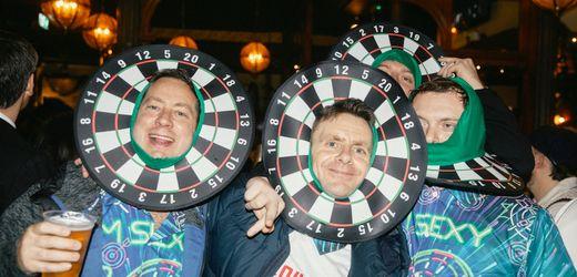 Darts-WM in London: Ein Safe Space f&uuml;r M&auml;nner

Seit Donnerstag l&auml;uft die Darts-WM in