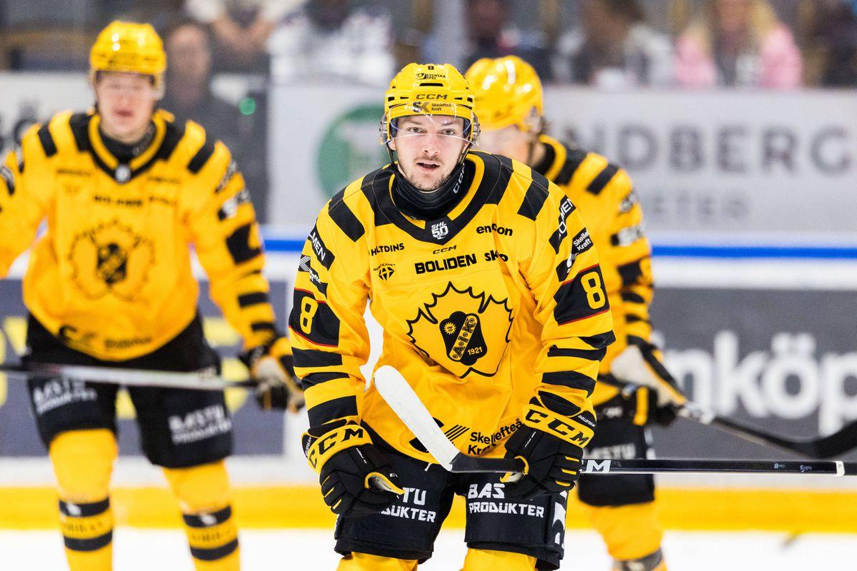 SHL: Okuliar sk&oacute;roval v druhom z&aacute;pase za sebou, jeho Skelleftea v&scaron;ak nestačila