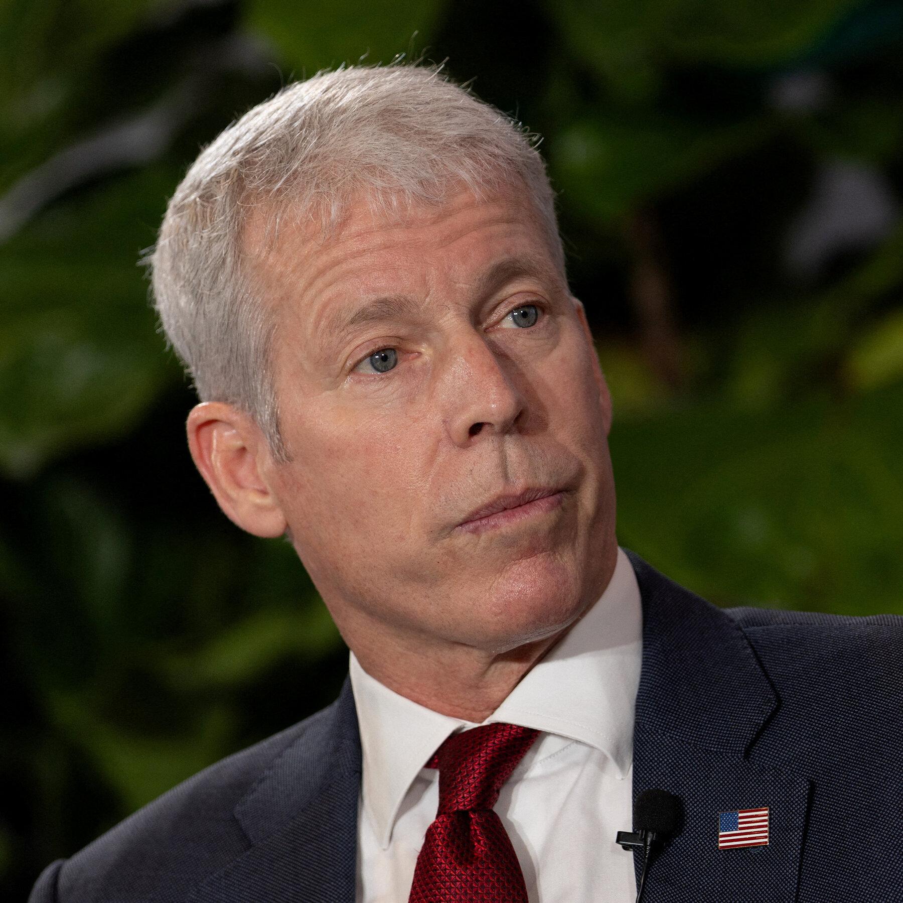 Trump Tosses Lifelines to the Struggling Coal Industry

The Energy Department ordered two