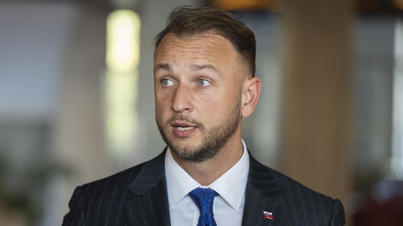 MAT&Uacute;&Scaron; &Scaron;UTAJ E&Scaron;TOK: NAJV&Auml;Č&Scaron;IE ZLO SLOVENSKEJ POLITIKY