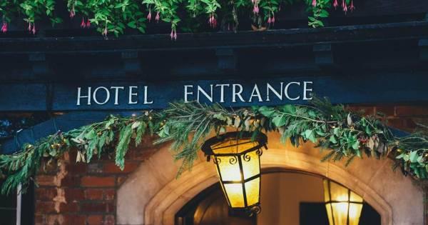 UK bed bug warnings during Christmas travel highlight shift toward certified bed bug-safe hotels