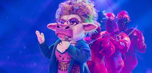 &raquo;The Masked Singer&laquo; bei ProSieben: Kuh &raquo;Muuhnika&laquo; - aka Meltem Kaptan -