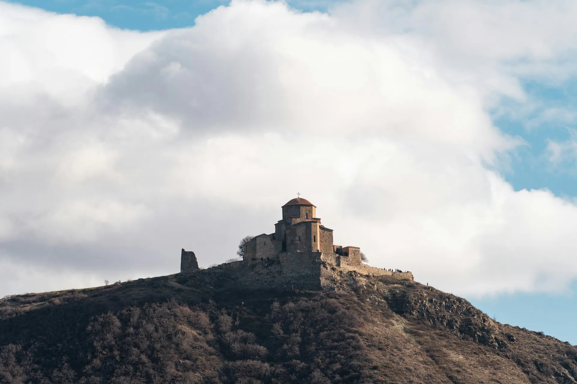 შეიძინეთ უძრავი ქონება მცხეთაში — ფასები და რჩევები 2026 | Unlim.ge