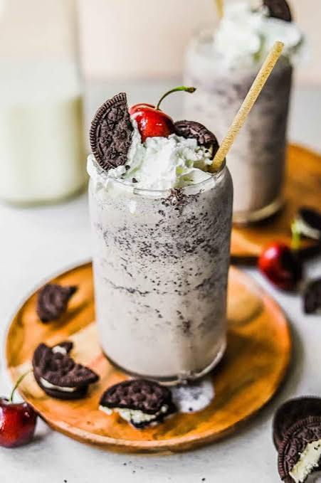 Cream and Cookies Shake