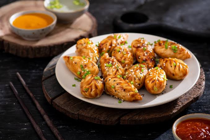 Crispy Fried Paneer Momos