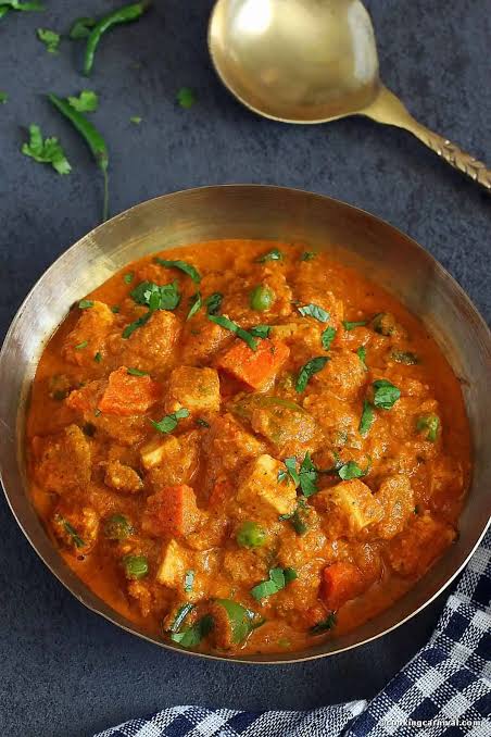 Veg  maratha Handi